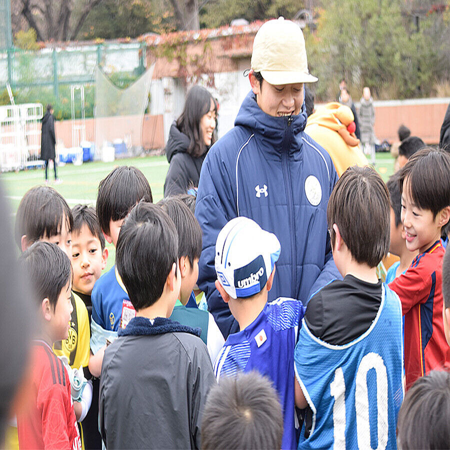 【朗報】日曜朝の大学に大勢の小学生　東大サッカー部が運営するサッカースクール…大人気の秘密とは？