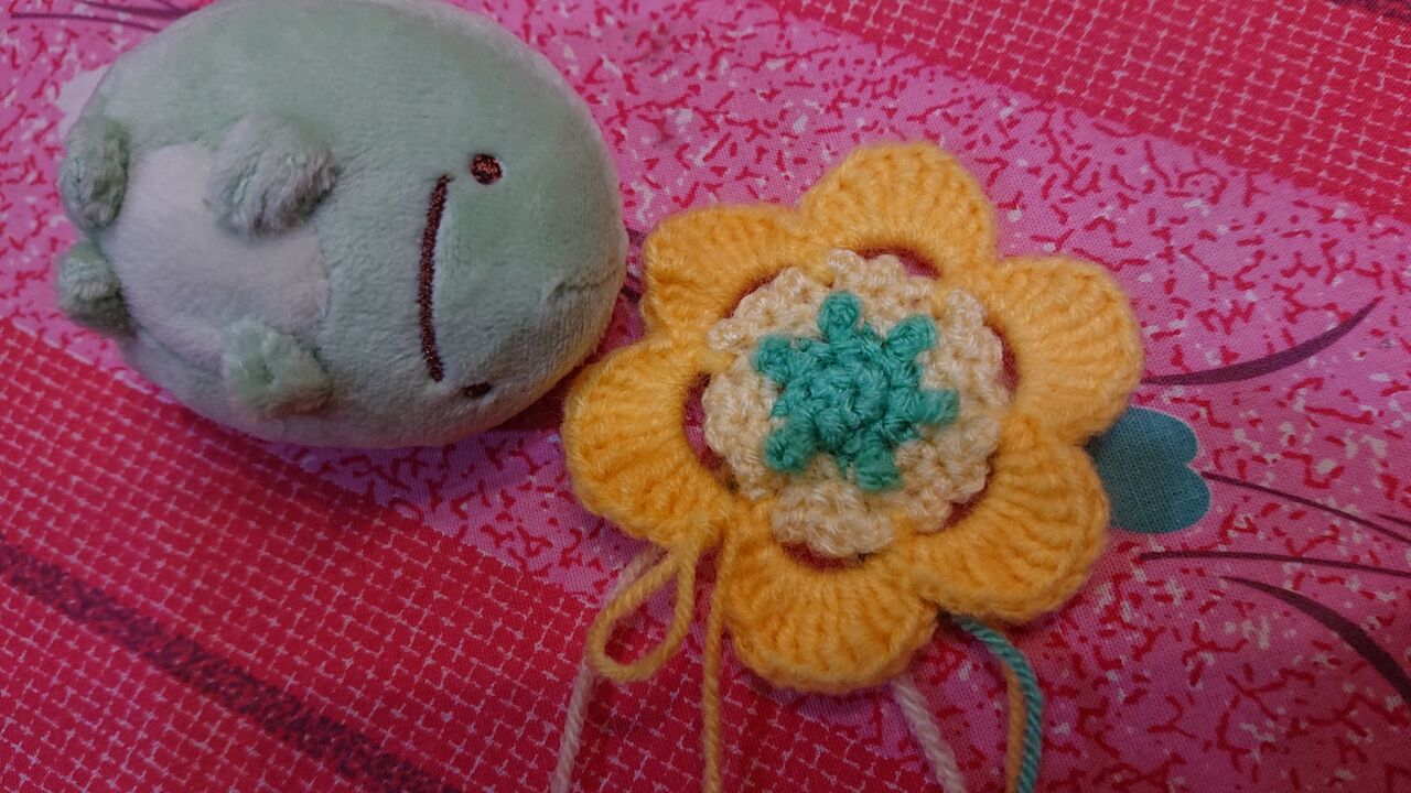 立体花モチーフ21号 キンポウゲ 金鳳花 アシェット かぎ針編み Wshinchan 令和