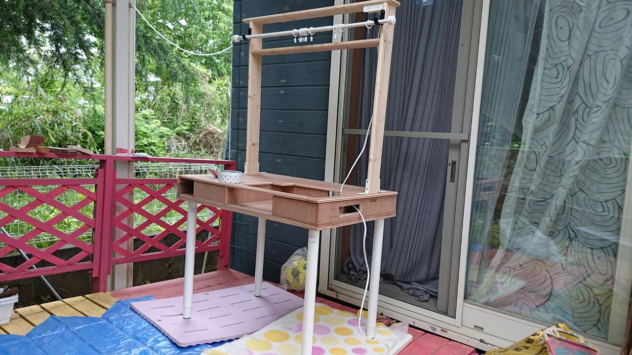 埋め込みミシン台をdiy９ 机の上の空間棚とikeaのカーテンレール Sewing Machine Table 主婦のdiy ジャノメミシン Ikea Syrlig スィール Racka レッカ Betydlig ベティード Bror ブロール Wshinchan 令和