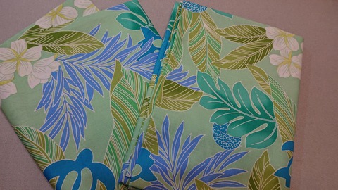 仕上げ1裏布をつなぐ☆キャシーといっしょにハワイアンキルト75号