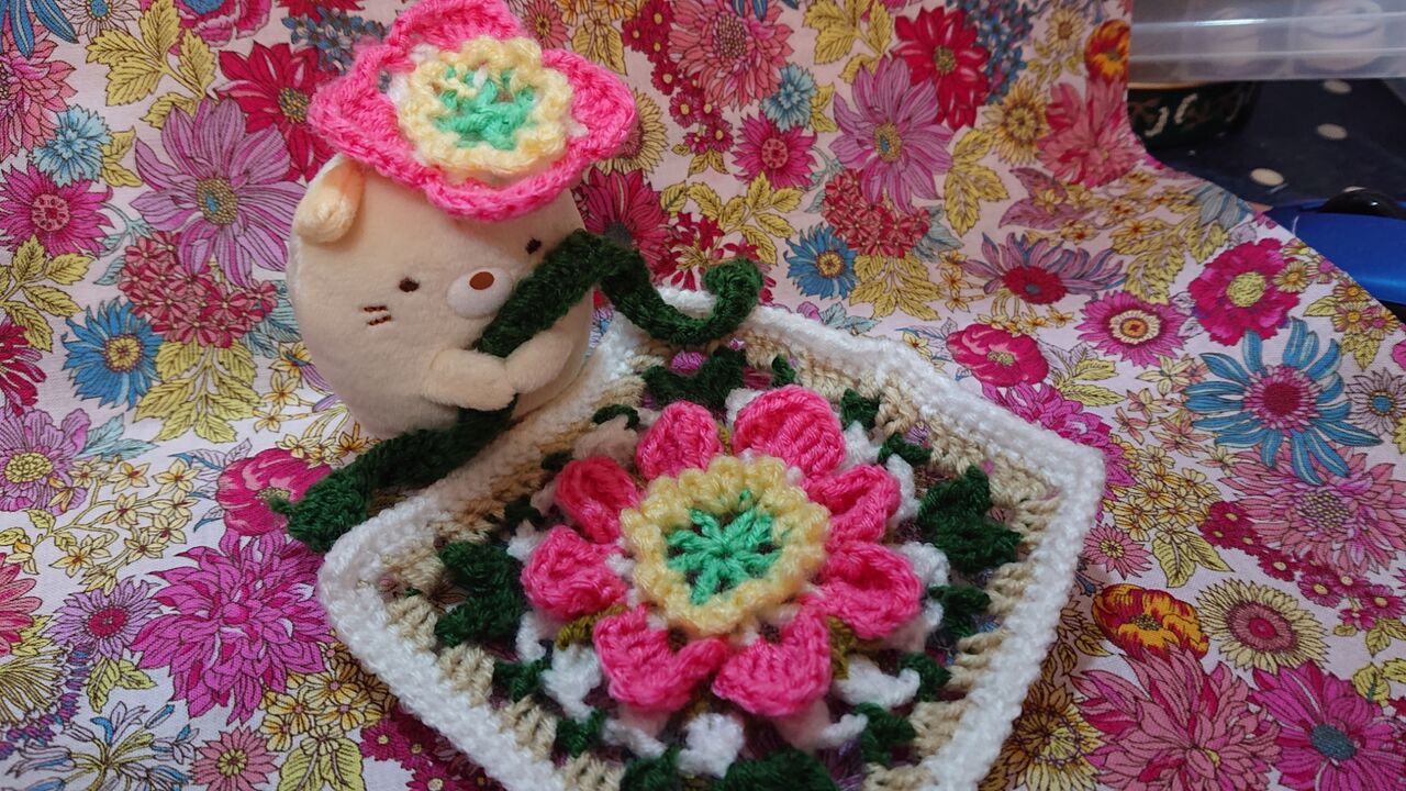 立体花モチーフ15 ハナカンザシ かぎ針編み アシェット すみっコぐらし ねこ Wshinchan 令和
