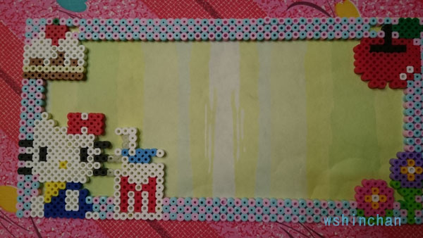 バザーのパーラービーズ04 キティちゃんのフレーム作り パーラービーズ 文化祭 バザー 高校 アイロンビーズ キティ Hellokittey Wshinchan Next