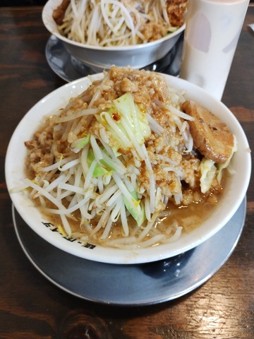 メガ豚パンチ 新発田店05