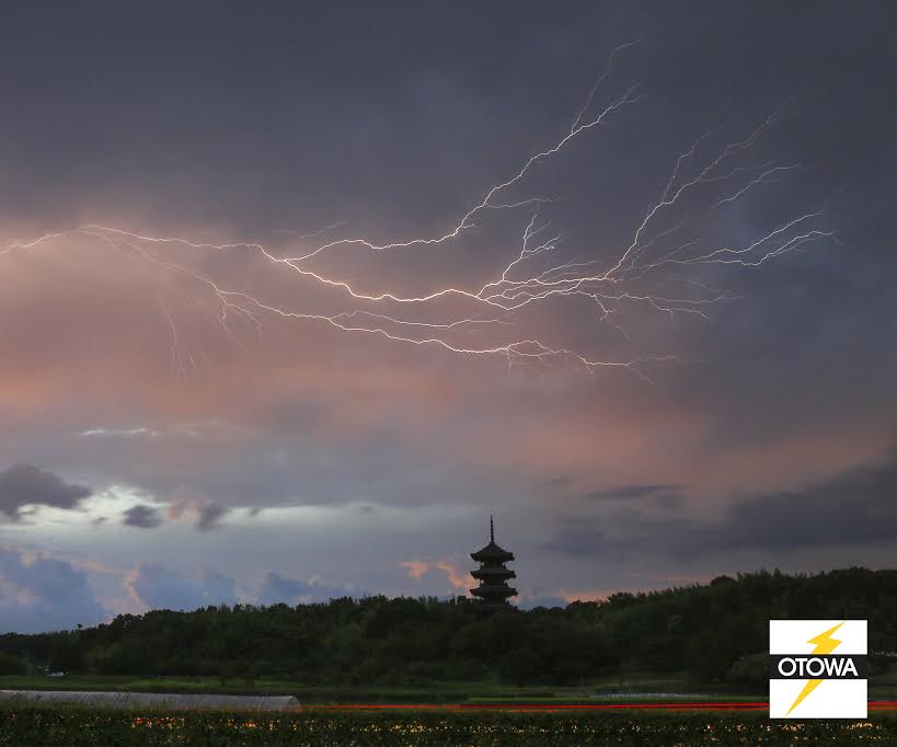 第13回雷写真コンテスト チーム森田の 天気で斬る