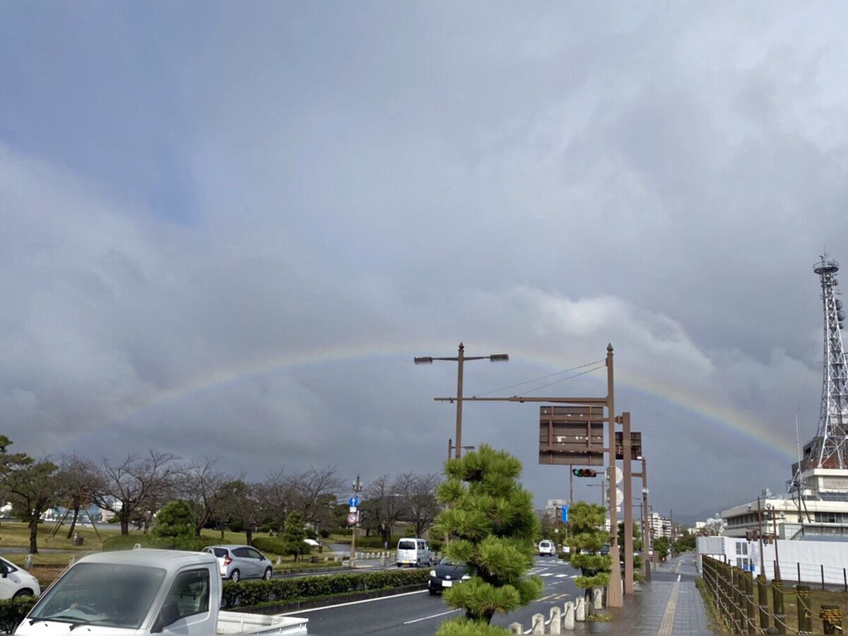時雨は虹日和 チーム森田の 天気で斬る