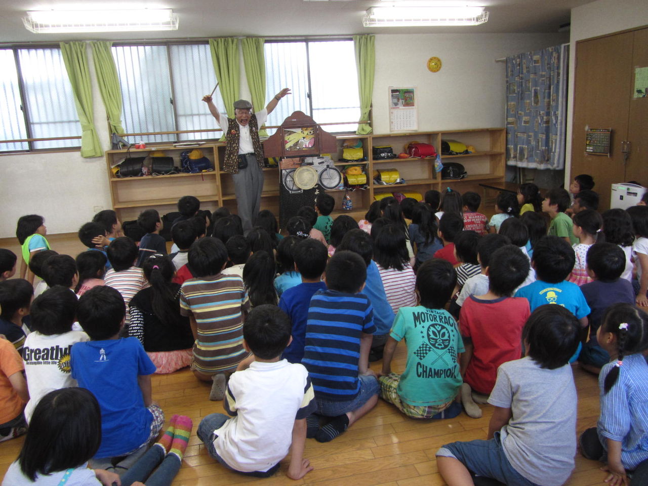 14 09 09 久地小学校わくわくプラザ で紙芝居ボランティア 1回目 紙芝居ボランティアとしょくんの 窮窮自適 日記 紙芝居編 14 09 09 久地小学校わくわくプラザ で紙芝居ボランティア 1回目 紙芝居ボランティアとしょくんの 窮窮自適 日記 紙芝居編
