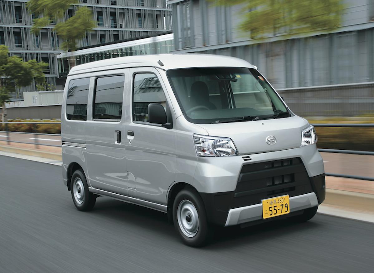 軽箱で車中泊するで アウトドアまとめちゃん