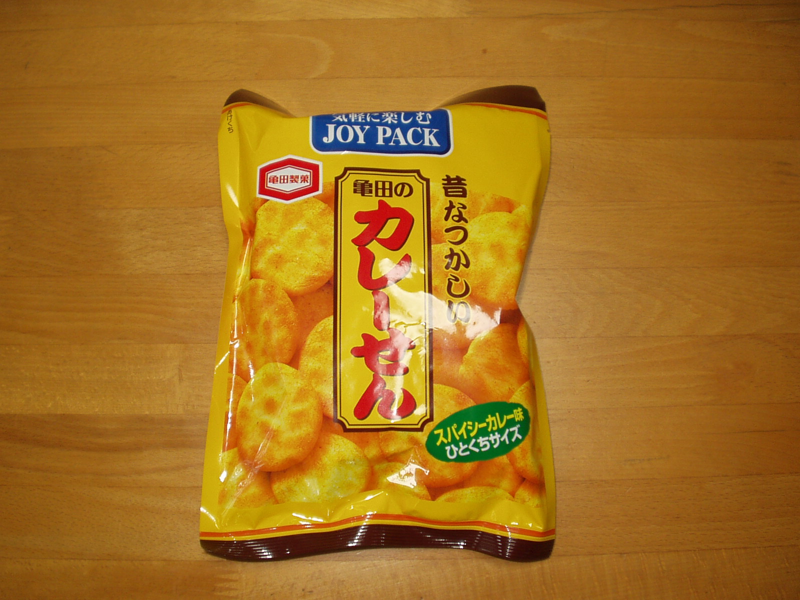 亀田カレーせん 今風の駄菓子屋さん