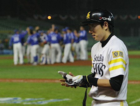ソフトバンク プロ野球アジアシリーズで日本の連勝記録をストップさせる 相手を見下し 球場ではタバコを吸って 結局敗北 日本代表の自覚なし Yahoo ニュース コメントまとめ