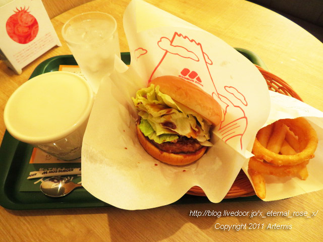 19.7.24 モスバーガー 岡山けやき通り店 (34)