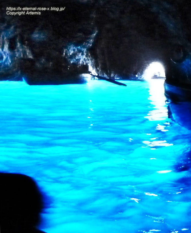11.5.31.4. カプリ島青の洞窟 (37)