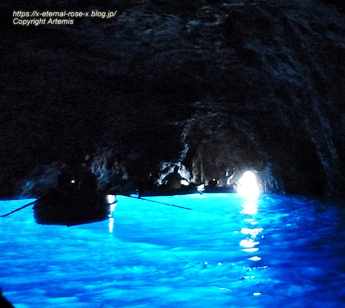 11.5.31.4. カプリ島青の洞窟 (36)