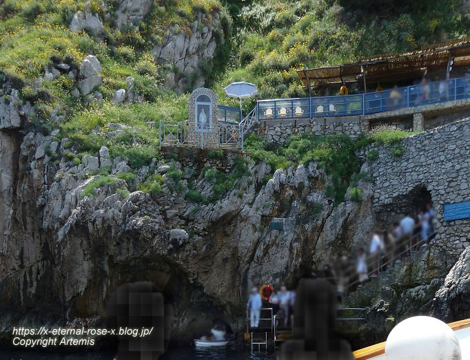 11.5.31.4. カプリ島青の洞窟 (42)