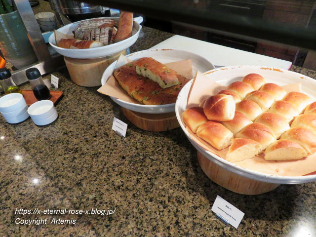 21.11.26.15 カフェ33 (36)