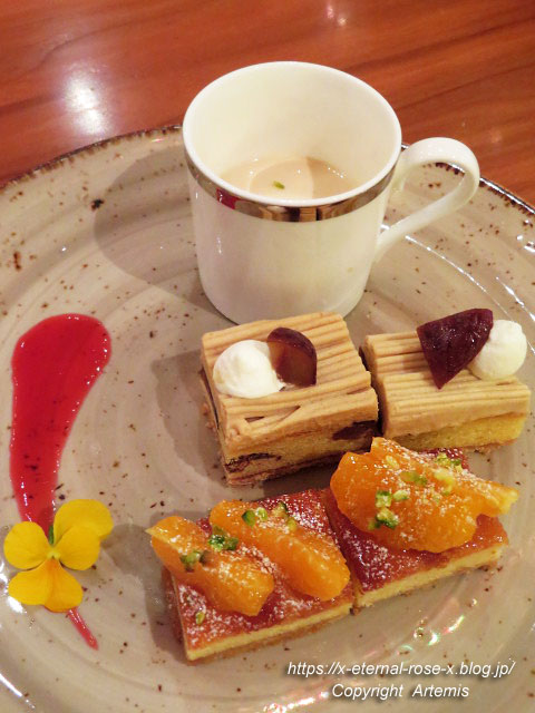 21.11.26.15 カフェ33 (22)