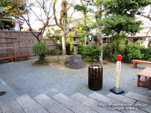 22.4.7.10 よーじやカフェ お茶のクレープ 嵯峨野嵐山店 (9)