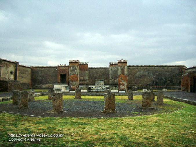 11.6.1.5.. ポンペイ遺跡 マルケム(市場) (24)