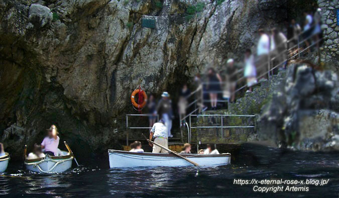 11.5.31.4. カプリ島青の洞窟 (18)