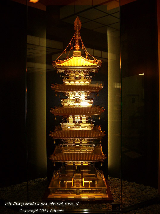 10.4.20.1 箔座本店  (4)