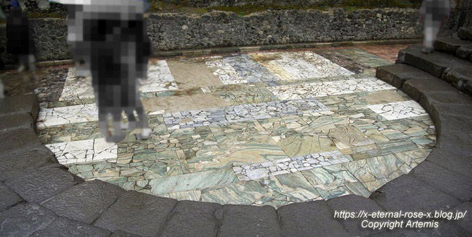 11.6.1.9. ポンペイ遺跡 円形劇場 (151)