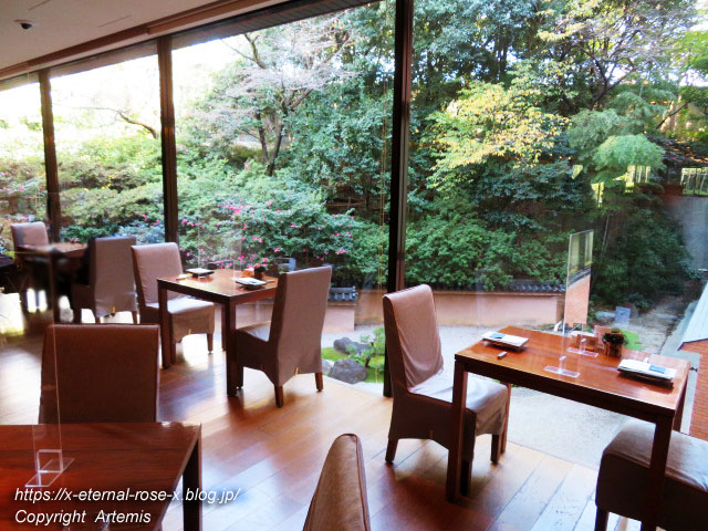21.11.26.15 カフェ33   (15)