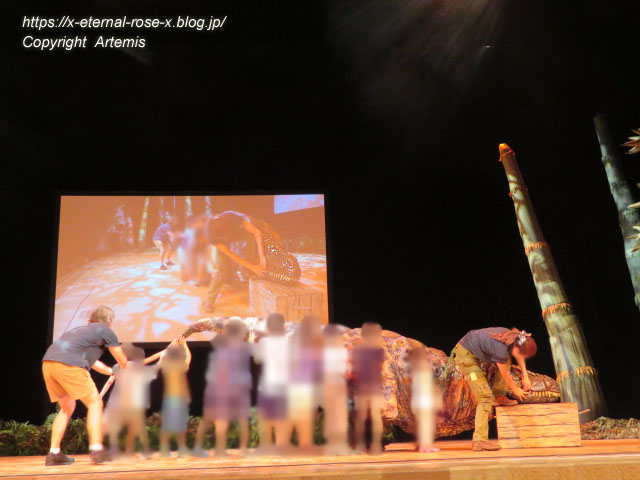 19.8.18.1 恐竜動物園 (92)