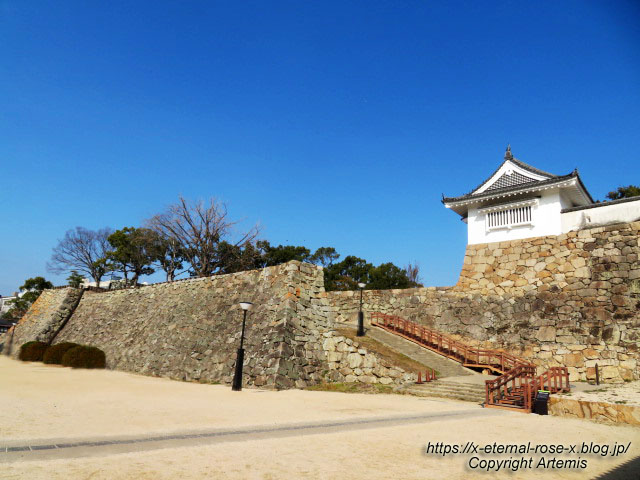 23.1.1.1 岡山城  (31)