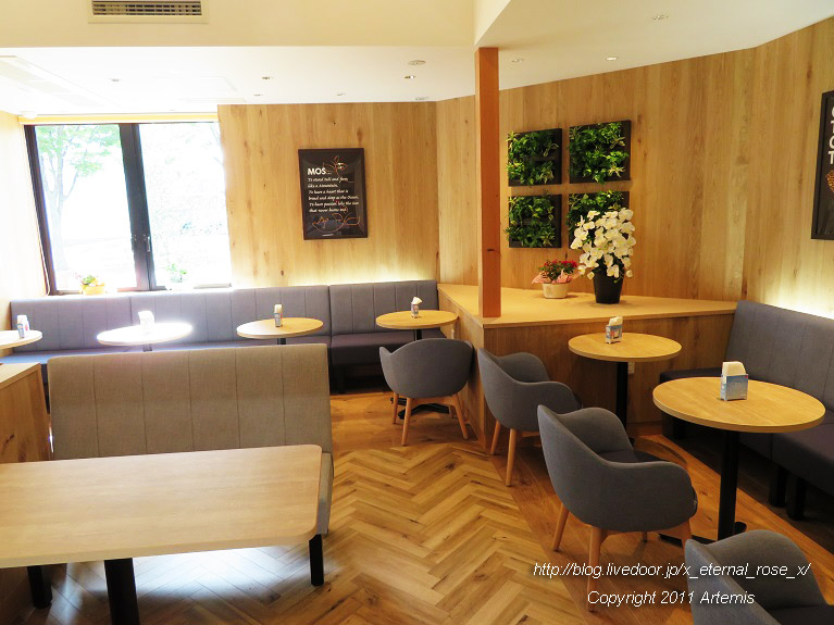 19.7.24 モスバーガー 岡山けやき通り店 (4)