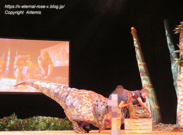 19.8.18.1 恐竜動物園 (84)