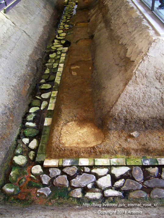 10.10.23.3 平城宮跡遺構展示館  (7)