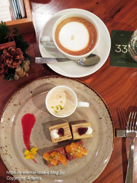 21.11.26.15 カフェ33 (21)