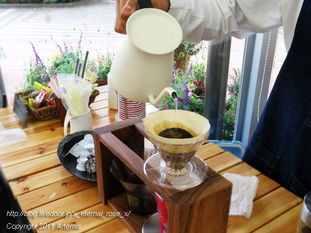 19.10.20.2 ブルーローズコーヒー  (6)