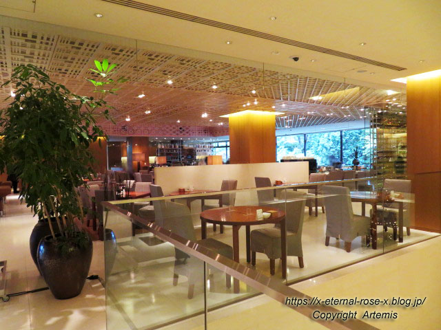 21.11.26.15 カフェ33 (51)