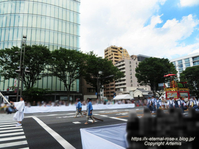 22.7.17.5 祇園祭 占出山  (2)