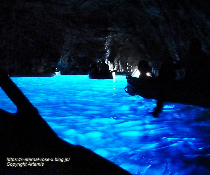 11.5.31.4. カプリ島青の洞窟 (35)
