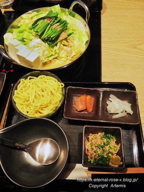 20.12.13.1 博多もつ鍋おおやま (31)