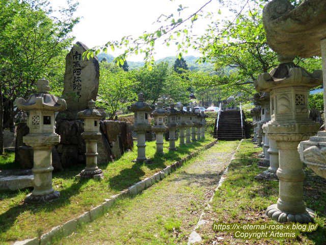 17.5.1.9 太陽公園  石のエリア (99)