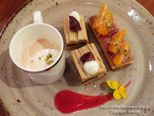 21.11.26.15 カフェ33 (26)