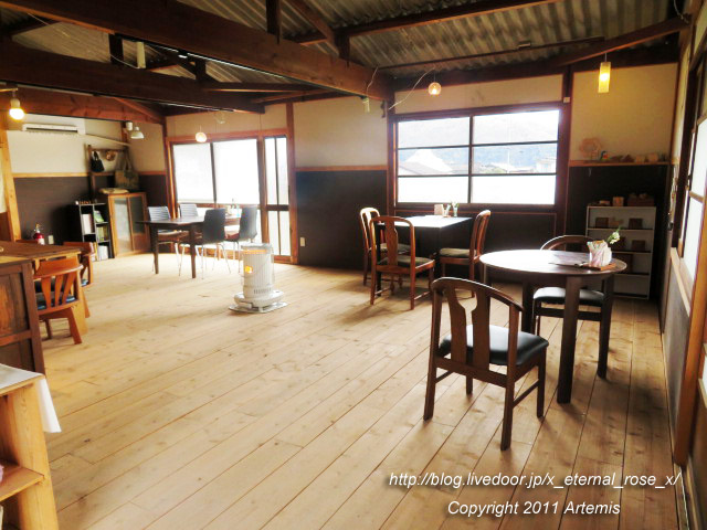 21.2.28.1 Cafe ふらり (12)