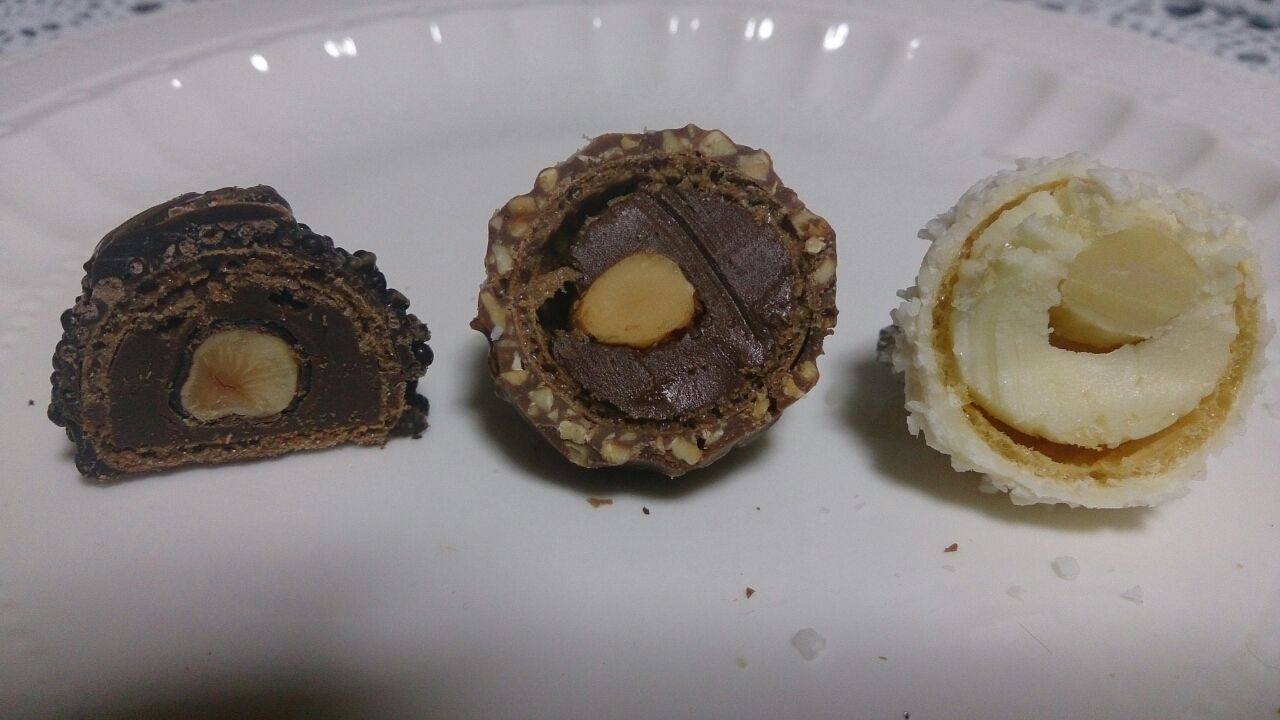 フェレロ コレクション Bon O Bonとの食べ比べも追記 Choco Choco フェレロ コレクション Bon O Bonとの食べ比べも追記 Choco Choco