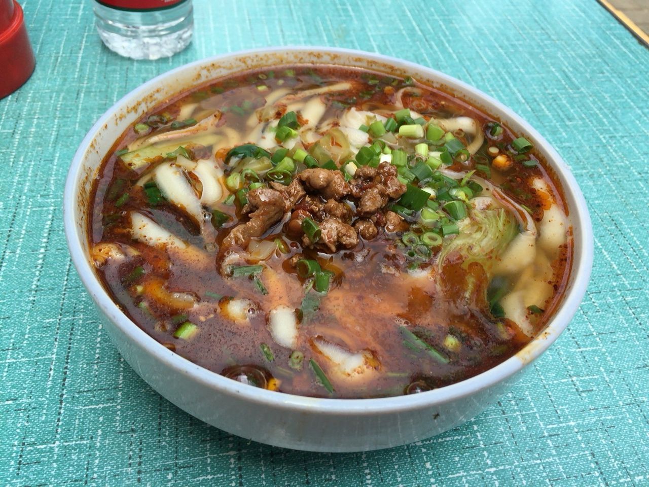 西安の街はずれにある山西刀削面で麻辣刀削麺 : 最高の麻辣刀削麺を探して!