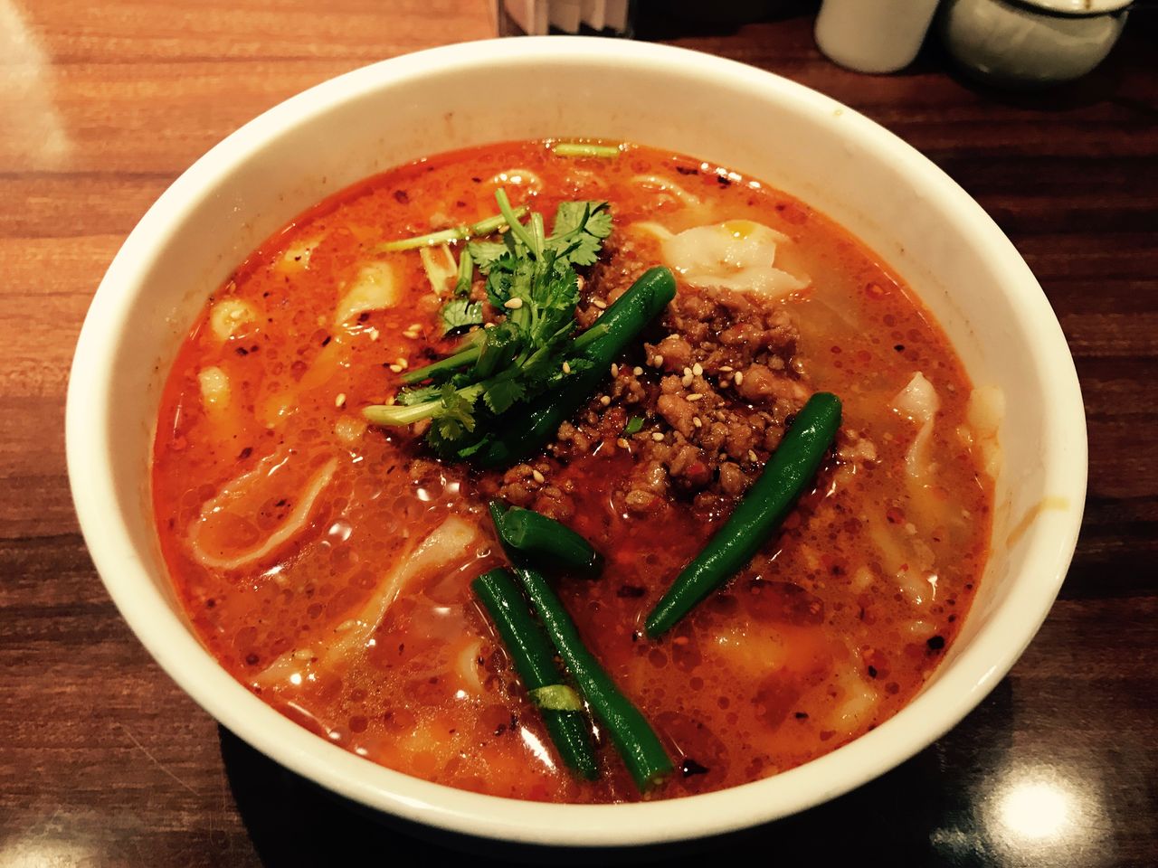 愛宕警察署近くの中華料理 西安刀削麺酒楼 新橋店で麻辣刀削麺 最高の麻辣刀削麺を探して 愛宕警察署近くの中華料理 西安刀削麺酒楼 新橋店で麻辣刀削麺 最高の麻辣刀削麺を探して