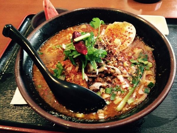 門前仲町に出店した中華料理 和合餃子 で具だくさんな麻辣刀削麺 最高の麻辣刀削麺を探して 門前仲町に出店した中華料理 和合餃子 で具だくさんな麻辣刀削麺 最高の麻辣刀削麺を探して
