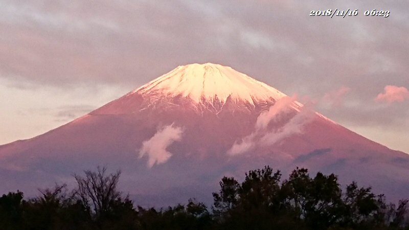 足柄sa 下り線 2階 展望テラス から見た 富士山 ここは 日本 Xiexie 足柄sa の 夜間管理人 やってま す の記録 足柄sa 下り線 2階 展望テラス から見た 富士山 ここは 日本 Xiexie 足柄sa の 夜間管理人 やってま す の記録