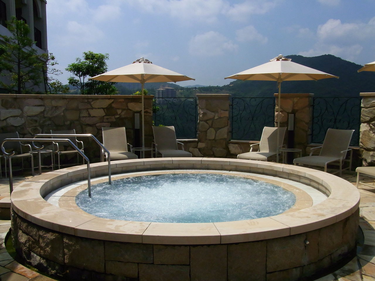 Xiv Life エクシブライフのブログ プール