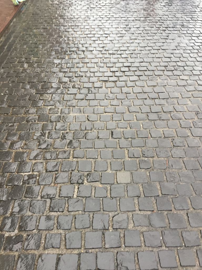 石畳のあるヨーロッパの風景は地震がないから継続できているのだろうと思った 日本は地震はあるは台風は来るわで 年に一回建て替えないと対処できないのかも 醤油と卵の探究をする鬼 石畳のあるヨーロッパの風景は地震がないから継続できているのだろうと思った 日本は地震はあるは台風は来るわで 年に一回建て替えないと対処できないのかも 醤油と卵の探究をする鬼