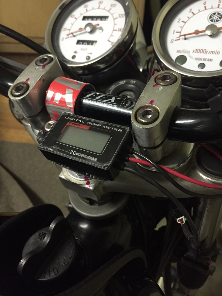 SR400 ヘッドライト タコメーター 油温計