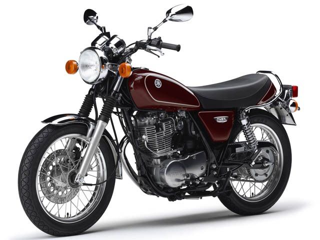 SR400FI車燃料タンク新品ですが小さな凹凸あり！