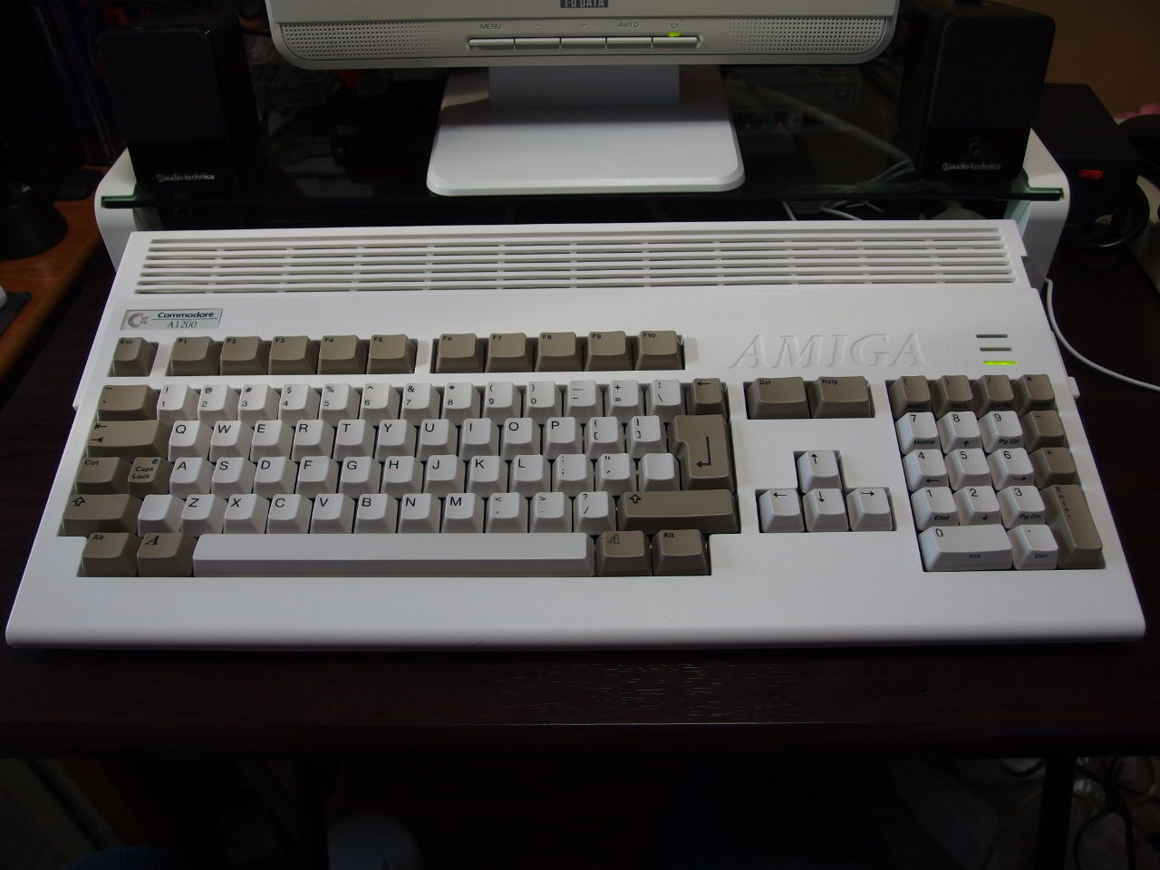 はじめて買った海外のパソコン Commodore Amiga 1200 : HitBitと楽しい