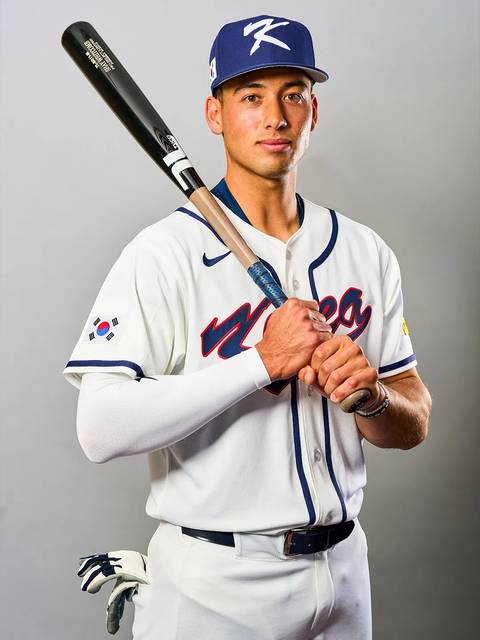 シャイ・ウィットコム